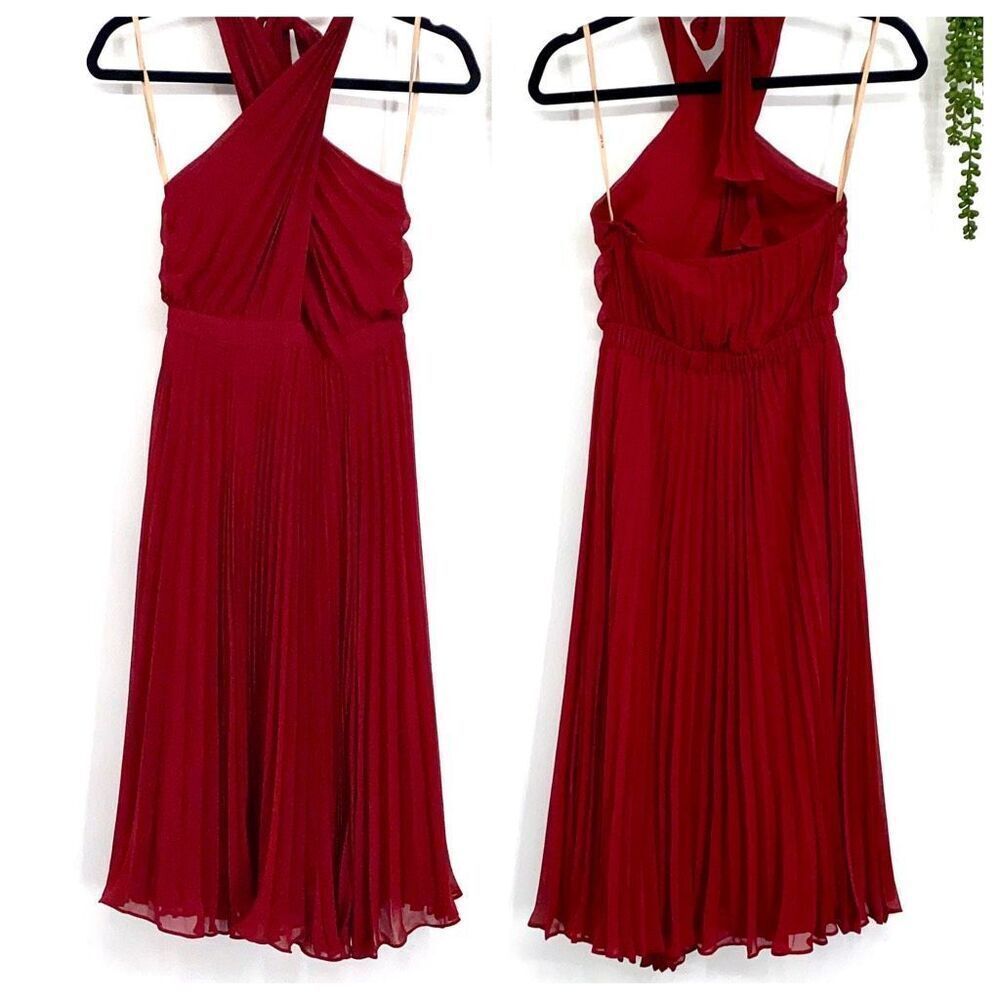 Ali & Jay Pleated Halter neck Chiffon MIDI Dress Fit‎ & Flare Red XS
